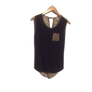 🌟 3 for $23   Cheetah print Top